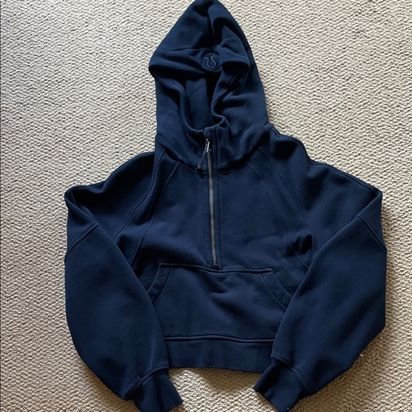 Lululemon Athletica Navy Hoodie and crop sweat pants - Picture 1 of 16